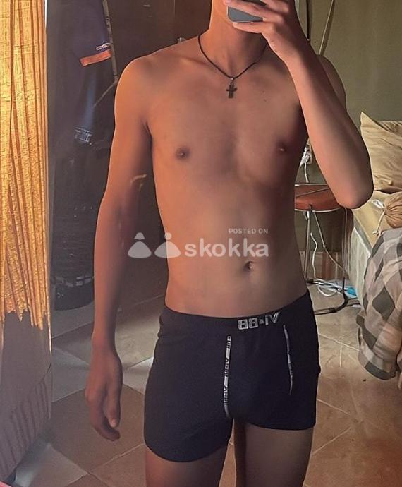Disfruta de tu feriado con migo🍆🍑♥️además llévate un masaje gratis 🥵